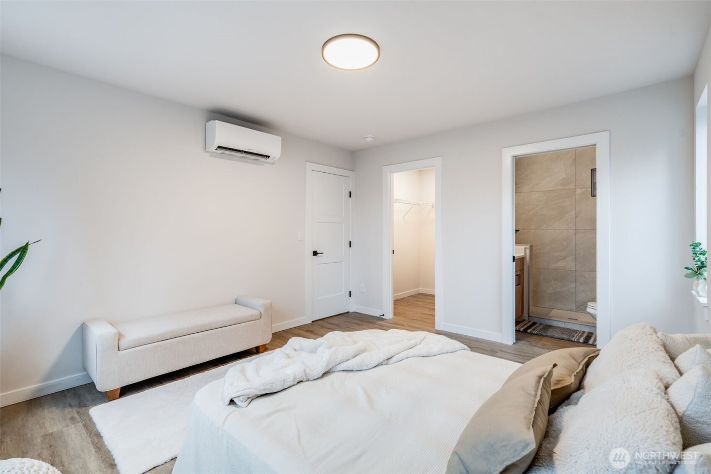 12531 25th Avenue NE #C, Seattle, WA 98125