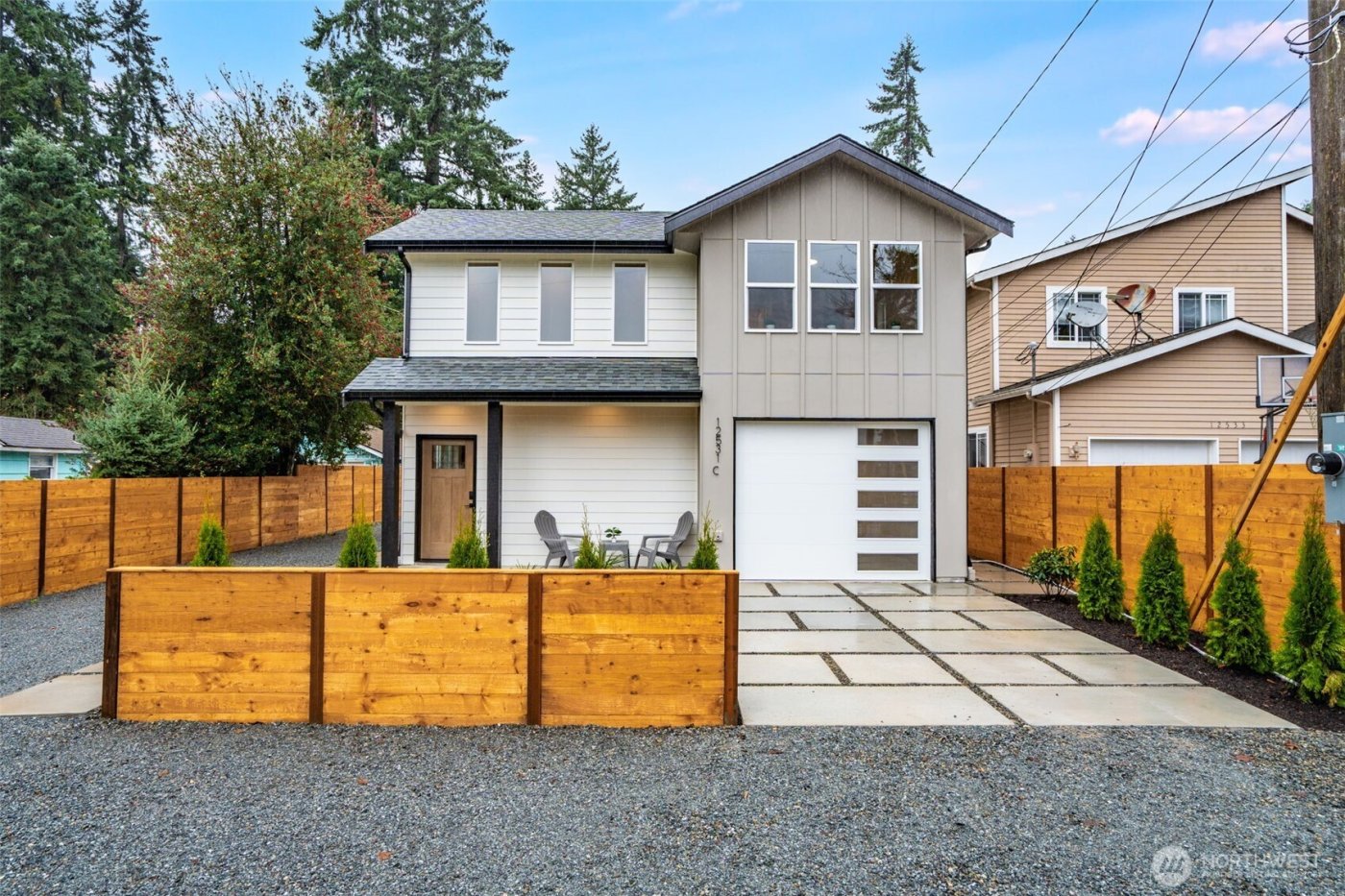 12531 25th Avenue NE #C, Seattle, WA 98125