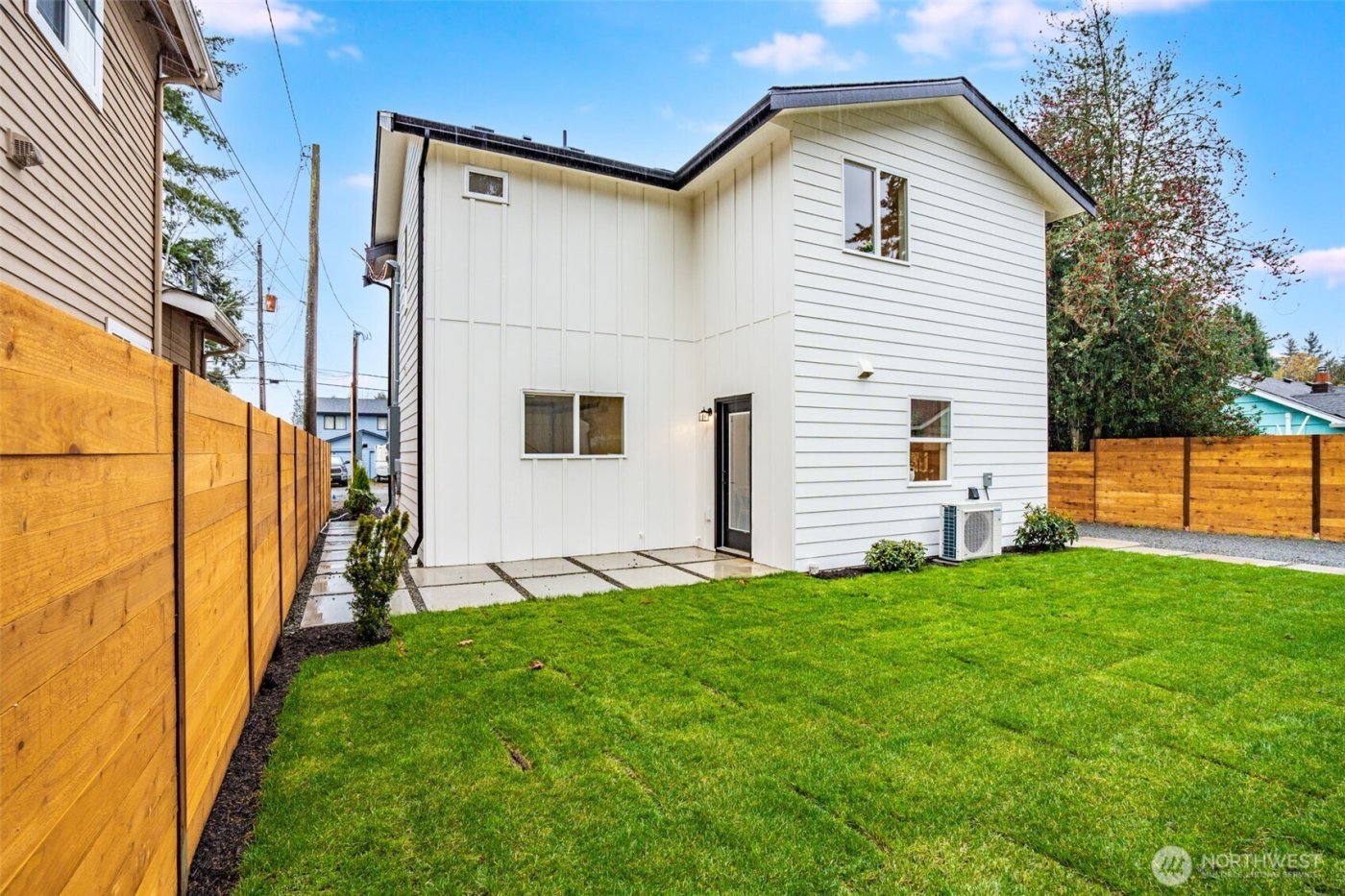 12531 25th Avenue NE #C, Seattle, WA 98125