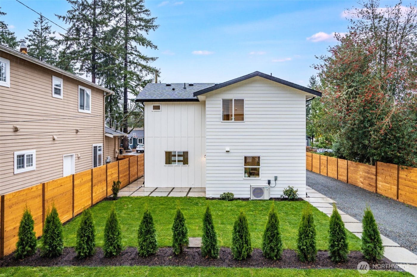 12531 25th Avenue NE #C, Seattle, WA 98125