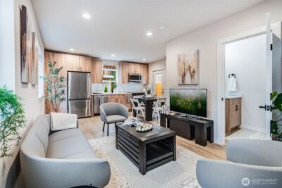 12531 25th Avenue NE #C, Seattle, WA 98125 - Photo 7