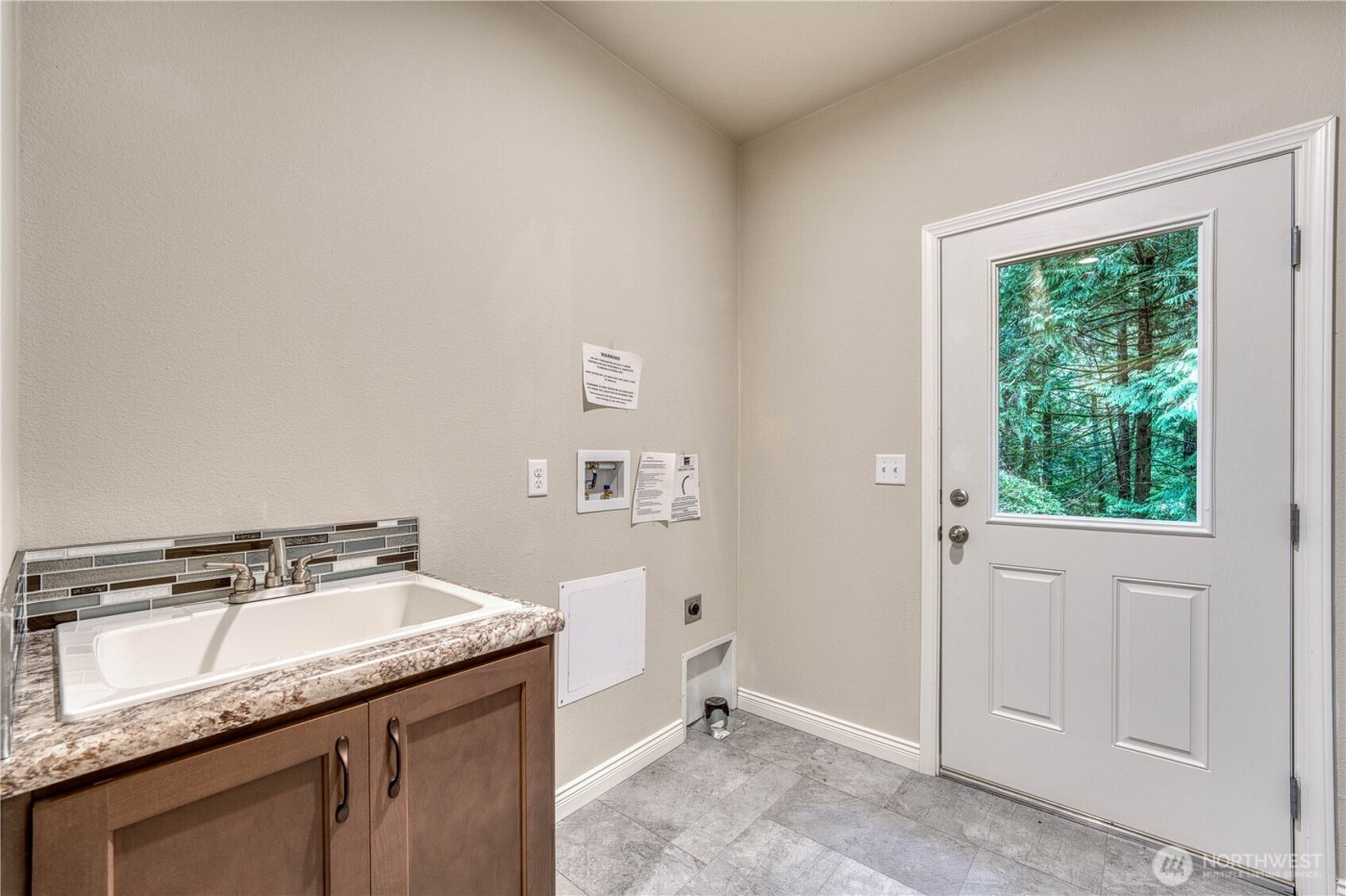 3897 Christine Lane NW, Bremerton, WA 98312