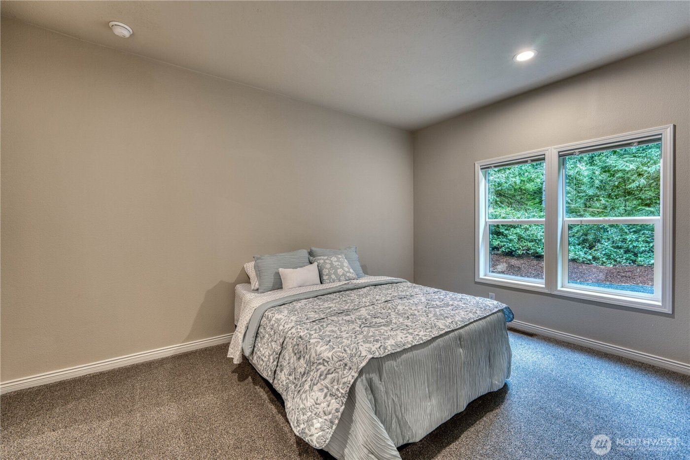 3897 Christine Lane NW, Bremerton, WA 98312