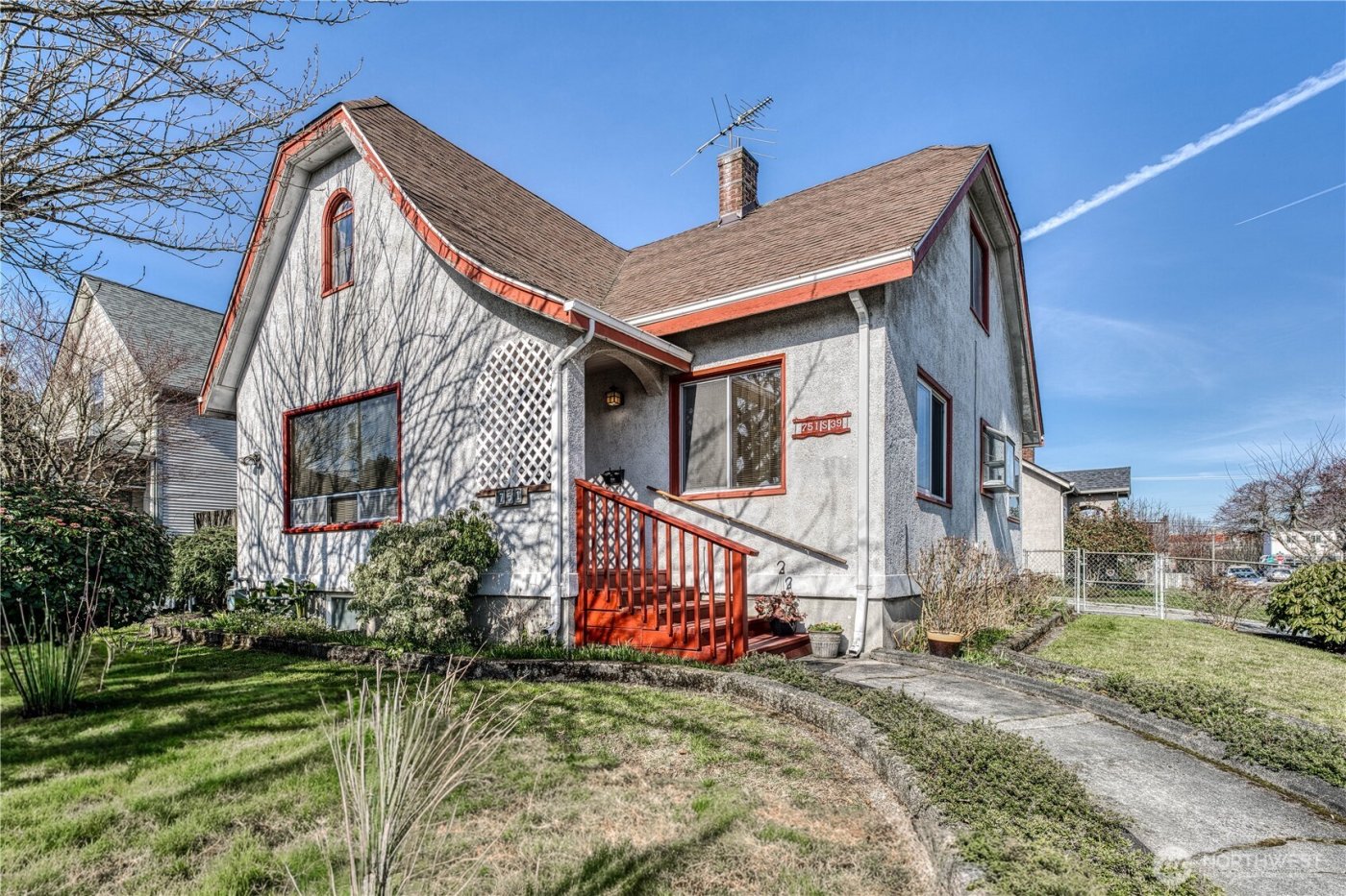 751 S 39th Street , Tacoma, WA 98418