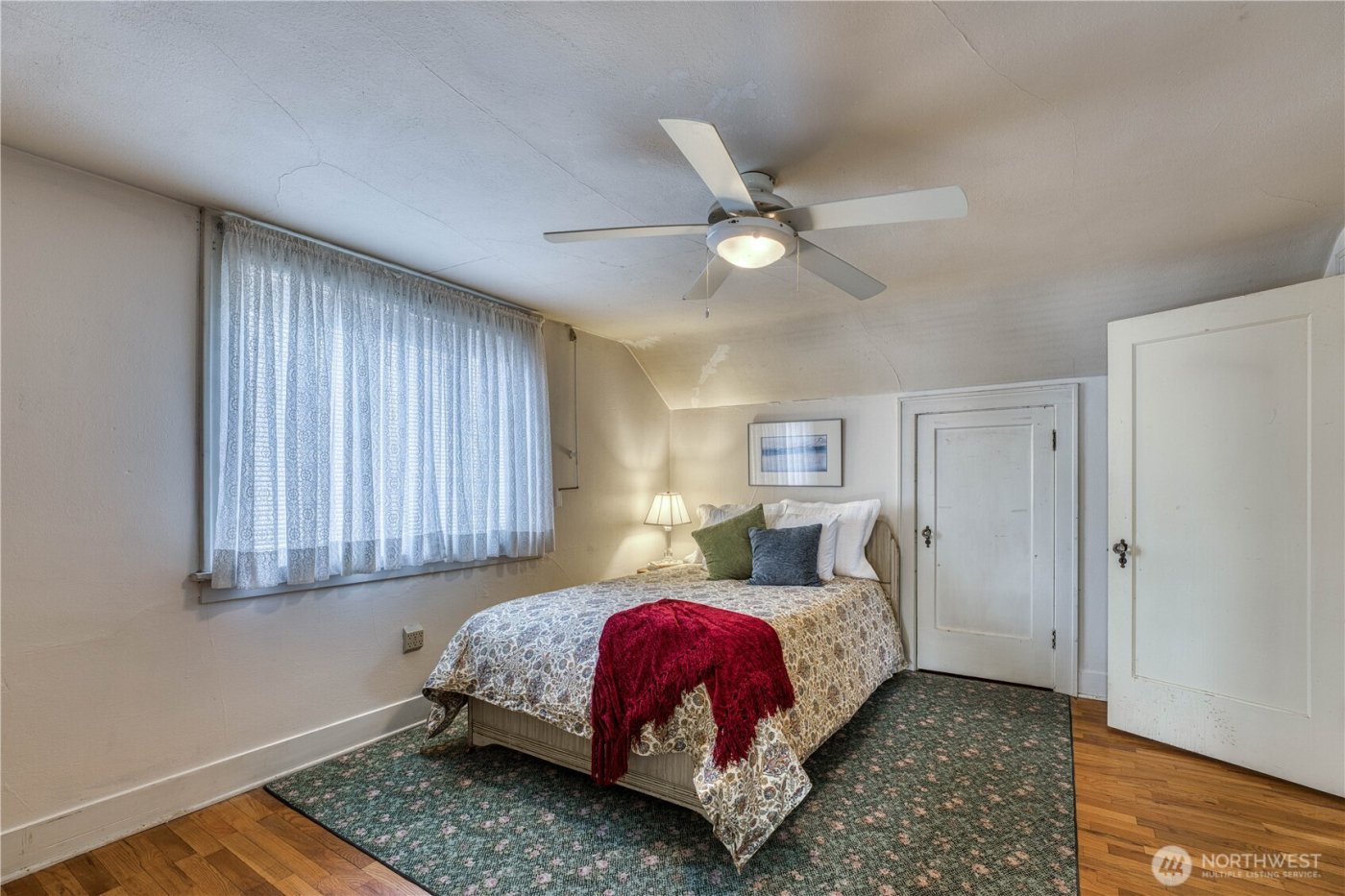 751 S 39th Street , Tacoma, WA 98418