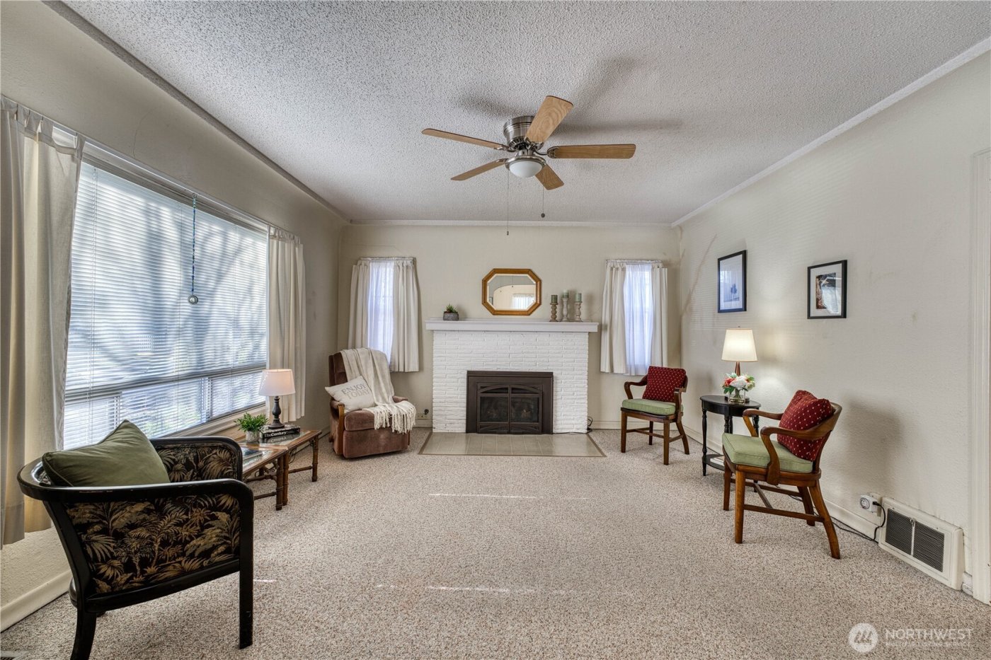751 S 39th Street , Tacoma, WA 98418