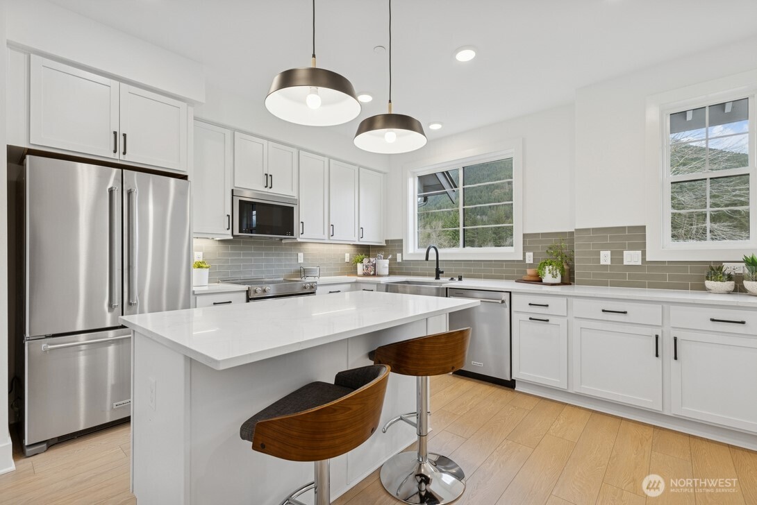 2010 SE 12th Street #1206, North Bend, WA 98045