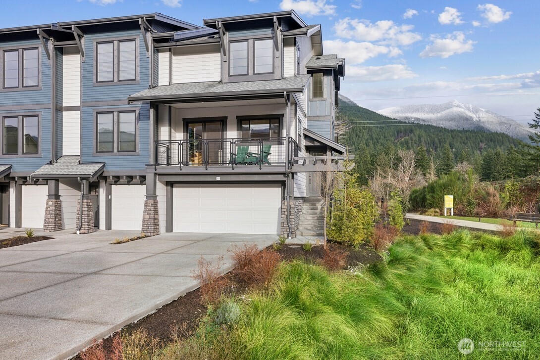 2010 SE 12th Street #1206, North Bend, WA 98045