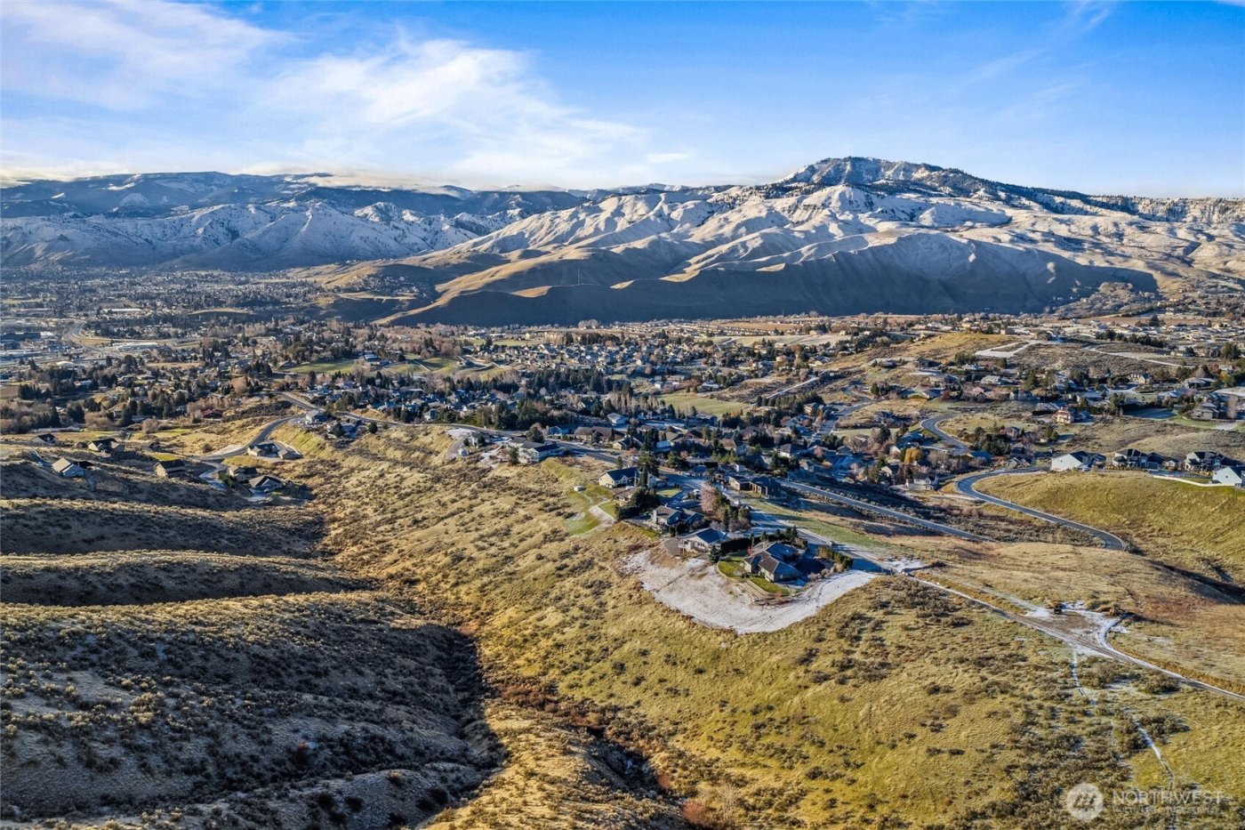 3979 Burch Mountain Road , Wenatchee, WA 98801