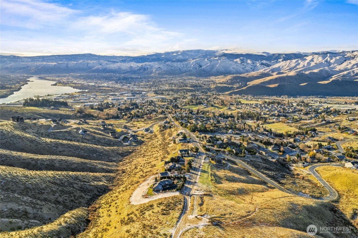 3979 Burch Mountain Road , Wenatchee, WA 98801
