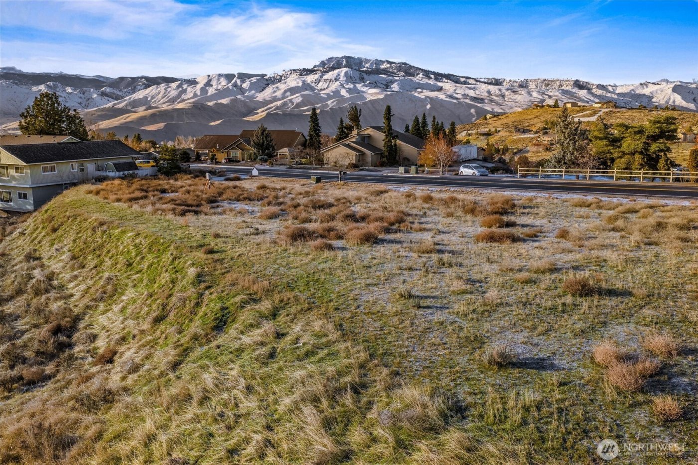 3979 Burch Mountain Road , Wenatchee, WA 98801