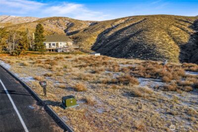 3979 Burch Mountain Road , Wenatchee, WA 98801 - Photo 10