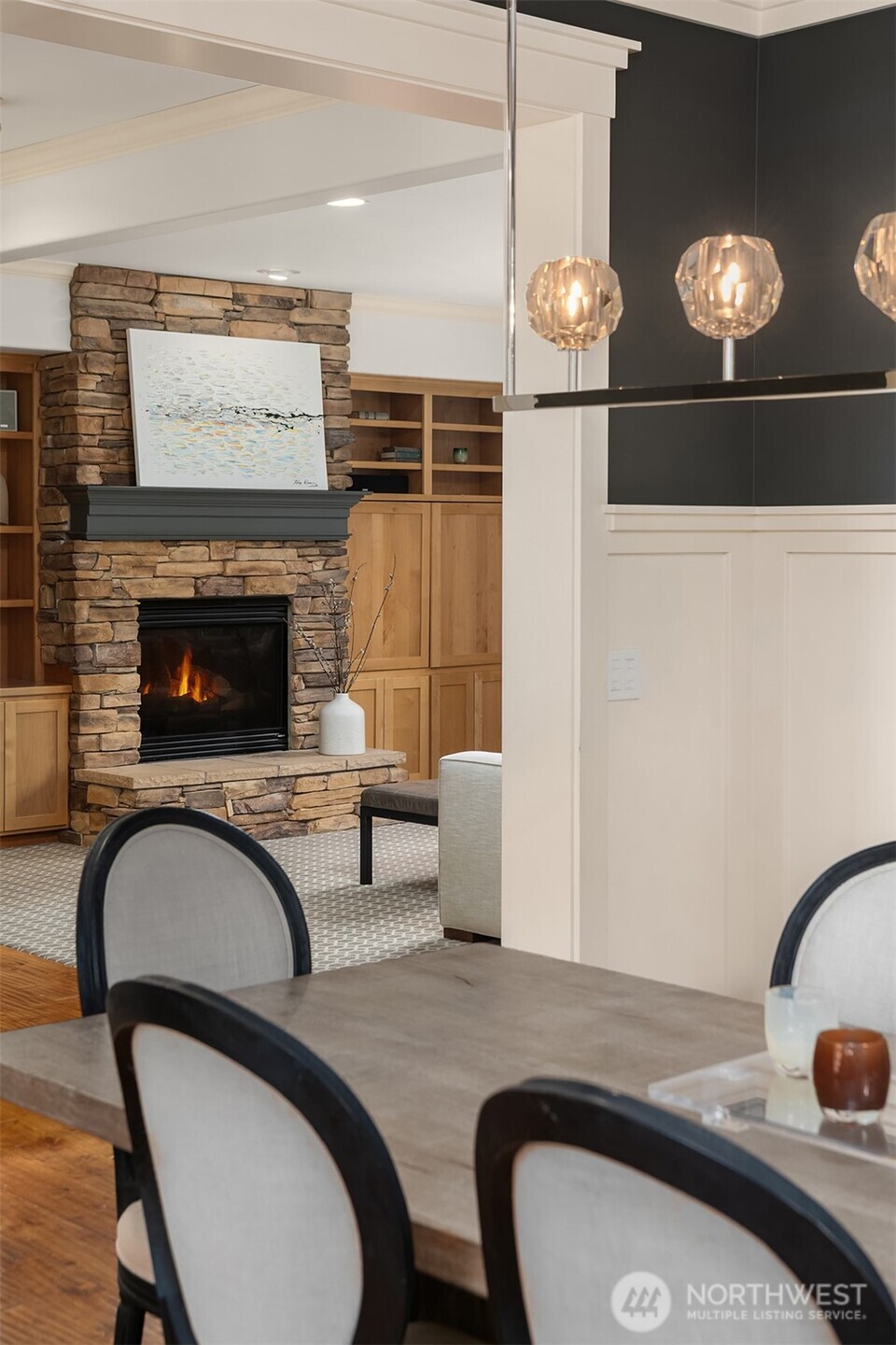 10414 SE 13th Street , Bellevue, WA 98004