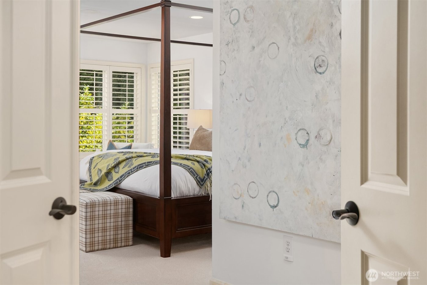 10414 SE 13th Street , Bellevue, WA 98004