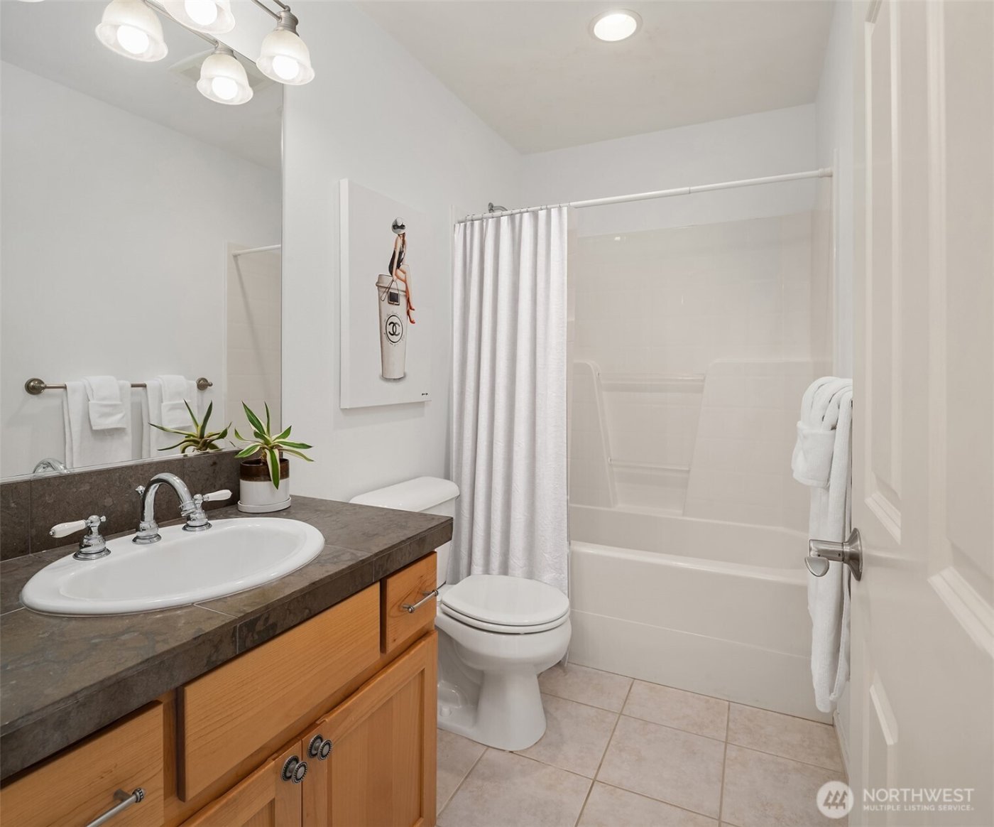 10414 SE 13th Street , Bellevue, WA 98004