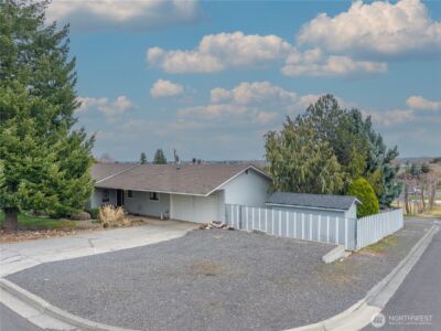 914 Roosevelt Boulevard , Ephrata, WA 98823
