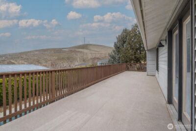 914 Roosevelt Boulevard , Ephrata, WA 98823 - Photo 3