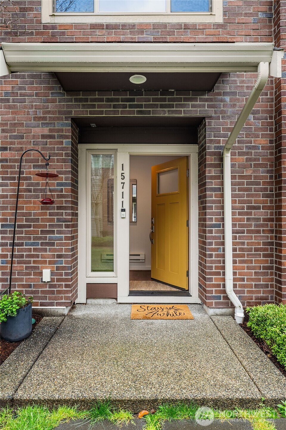 15711 NE 14th Alley , Bellevue, WA 98008