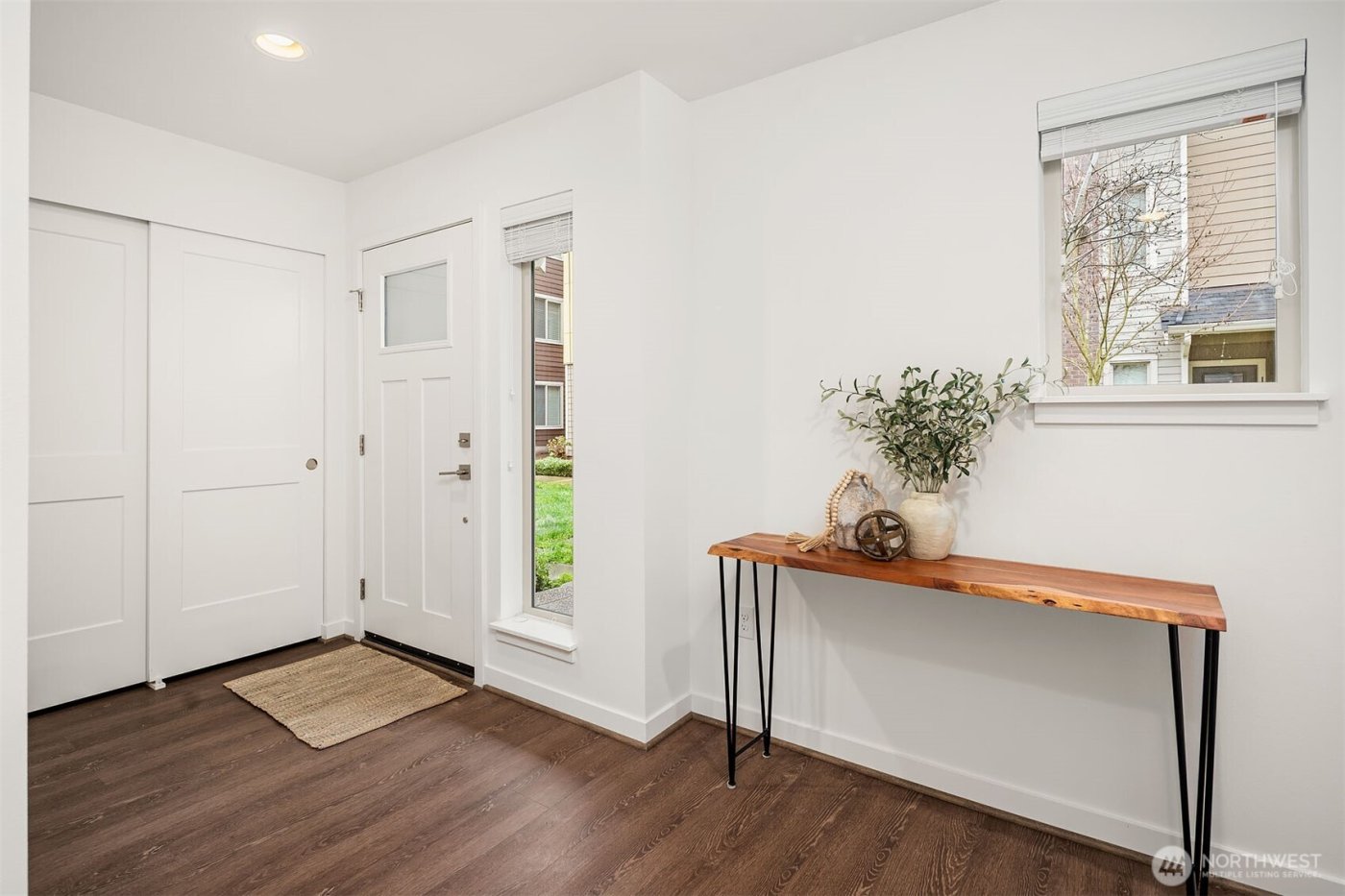 15711 NE 14th Alley , Bellevue, WA 98008