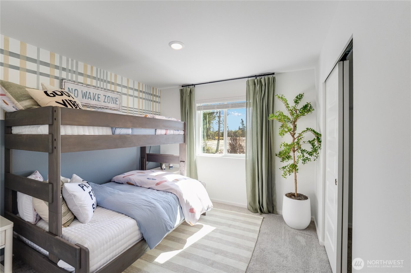 1642 Dorjun Drive , Port Townsend, WA 98368