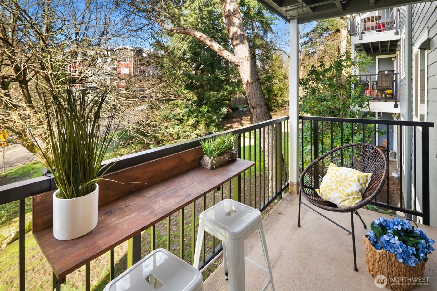 14210 NE 181st Place #M202, Woodinville, WA 98072