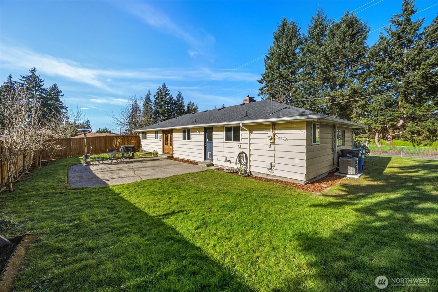 8720 20th Street E, Edgewood, WA 98371