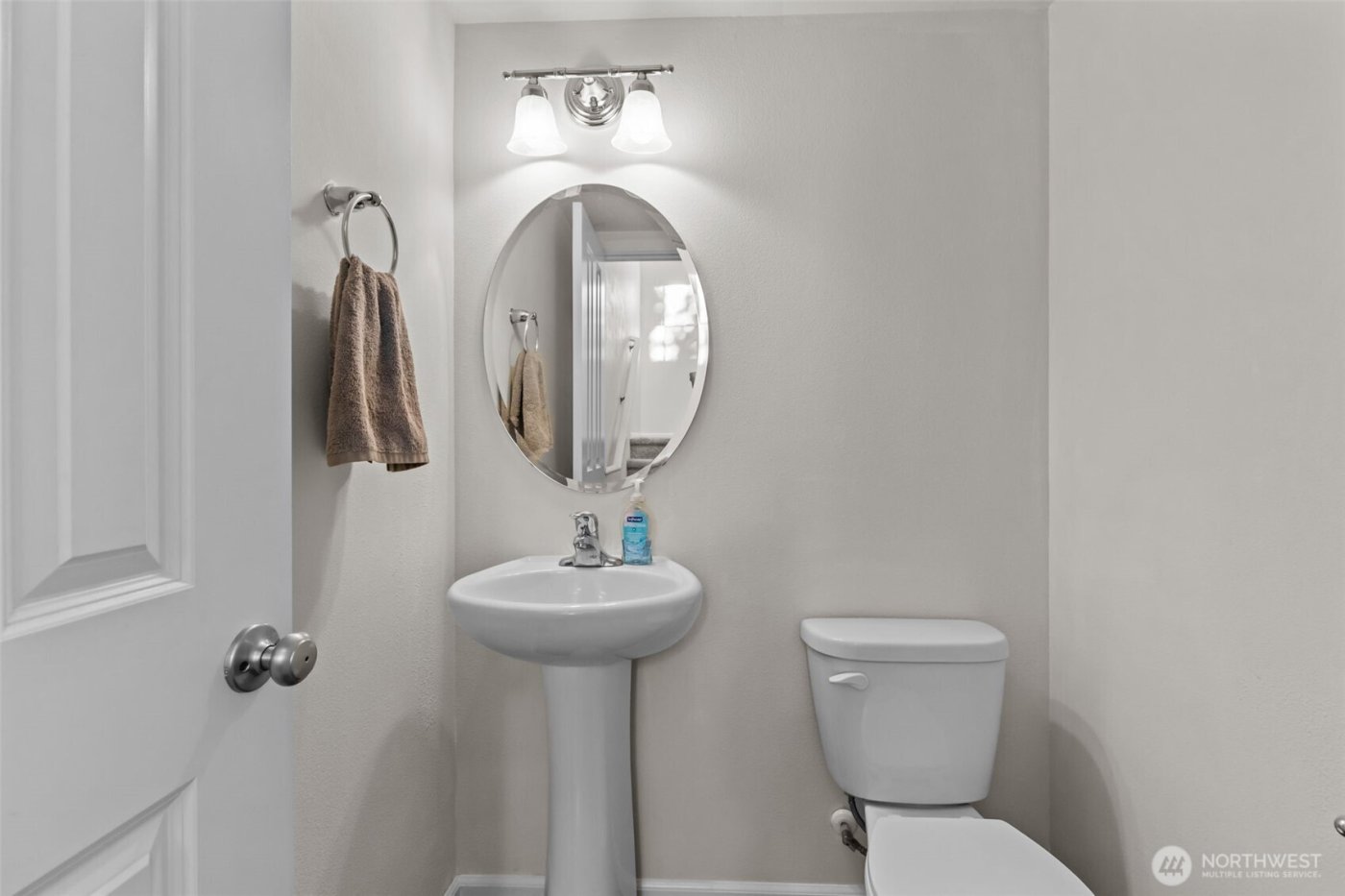 4652 E Q Street , Tacoma, WA 98404