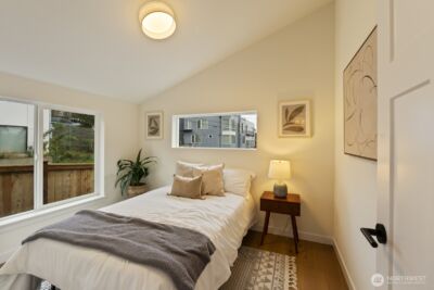 2213 W Bertona Street , Seattle, WA 98199 - Photo 21