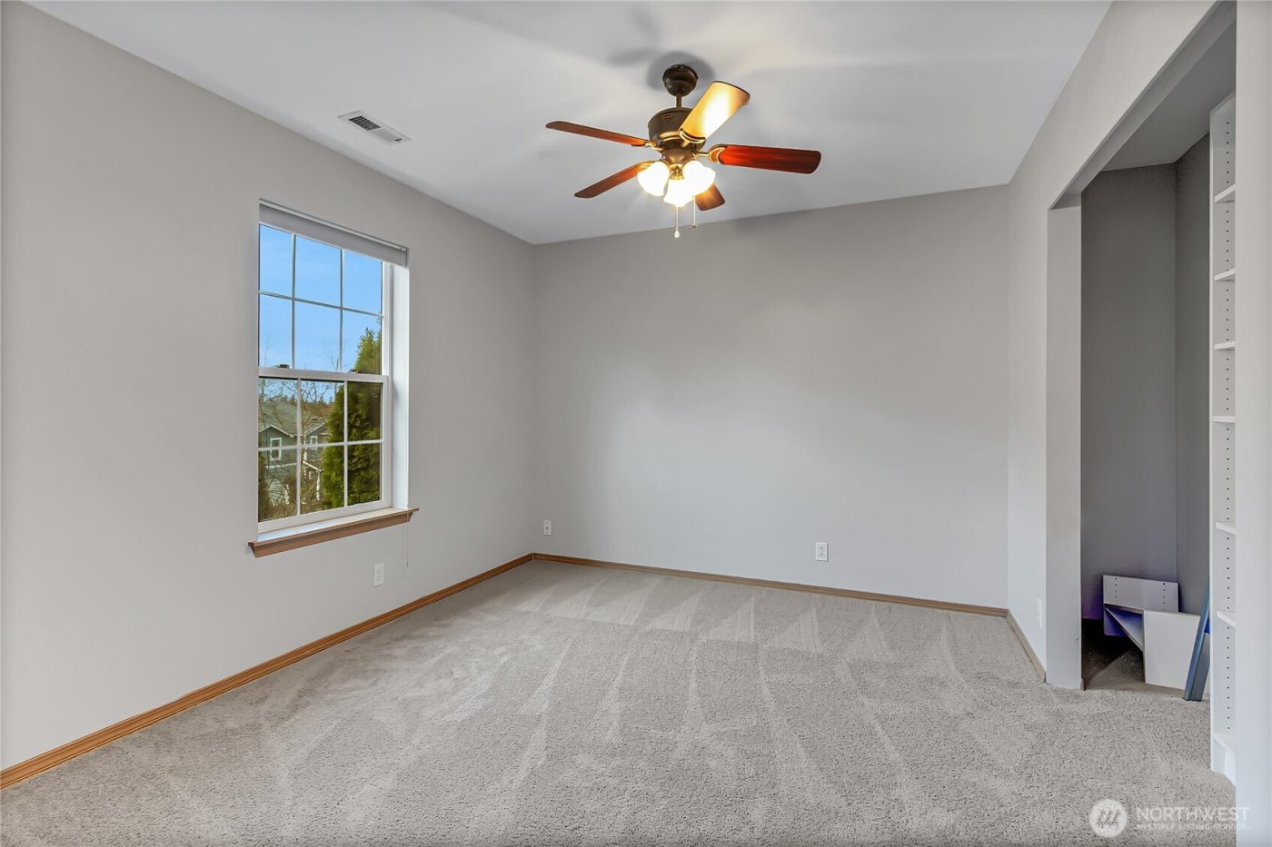 20607 197th Avenue E, Orting, WA 98360