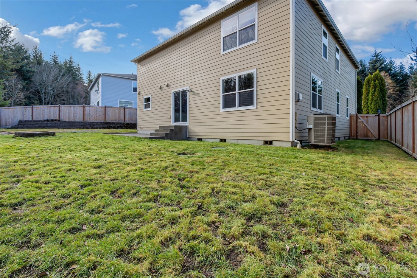 20607 197th Avenue E, Orting, WA 98360