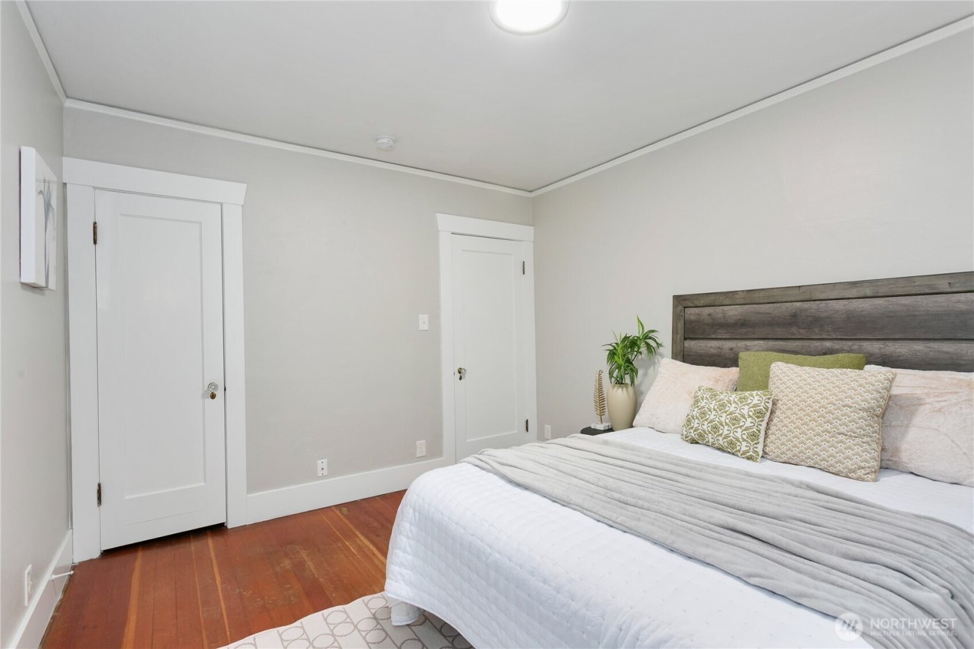 4822 S L Street , Tacoma, WA 98408