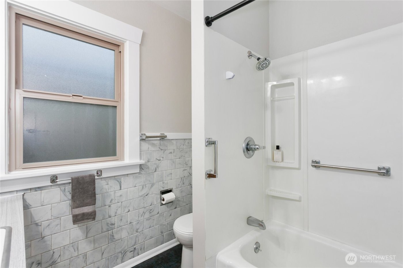 4822 S L Street , Tacoma, WA 98408