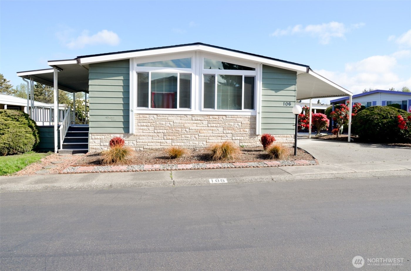 11436 SE 208th Street #106, Kent, WA 98031