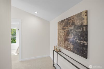 9545 Wallingford Avenue N, Seattle, WA 98103 - Photo 14