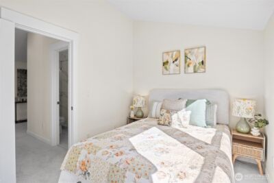 9545 Wallingford Avenue N, Seattle, WA 98103 - Photo 19