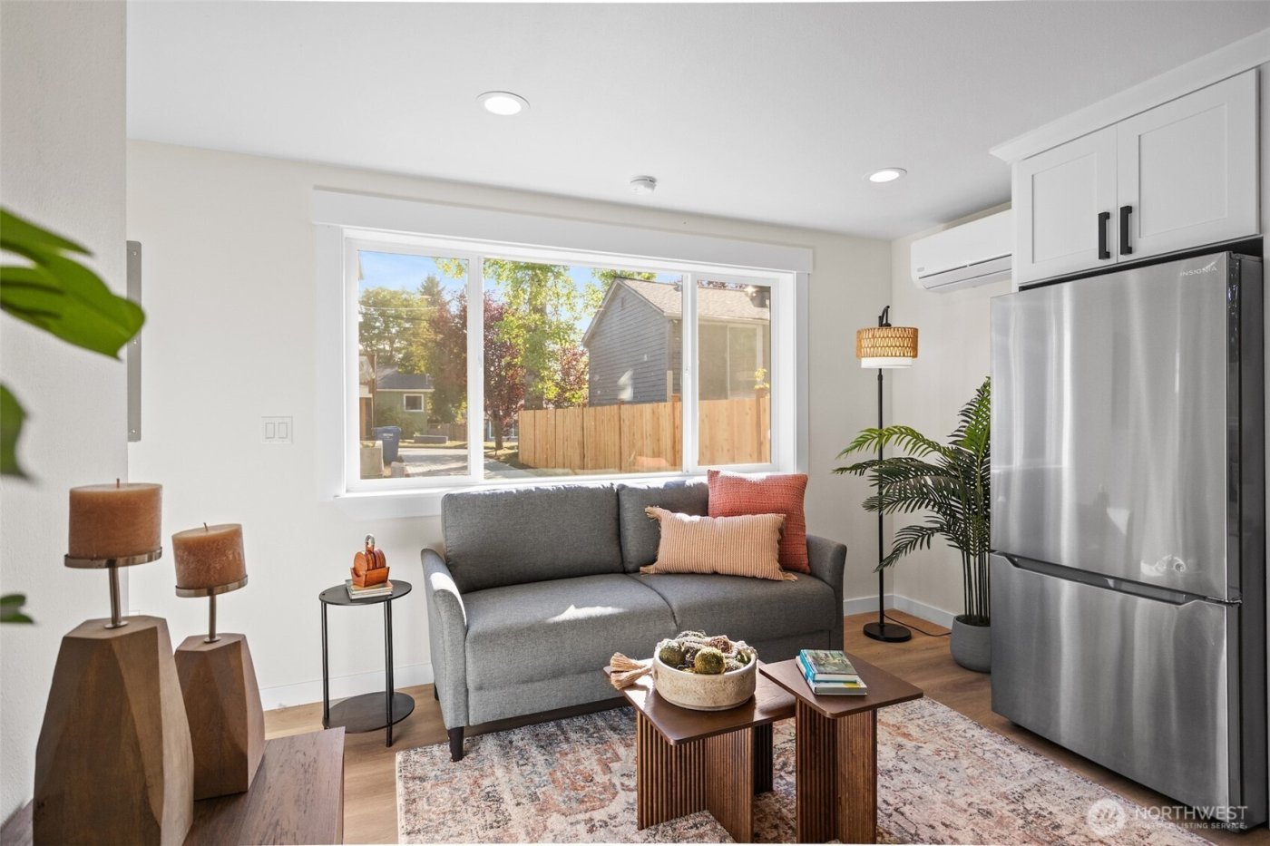 9545 Wallingford Avenue N, Seattle, WA 98103