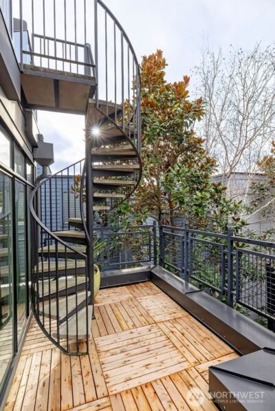 1810 11th Avenue #A, Seattle, WA 98122 - Photo 29