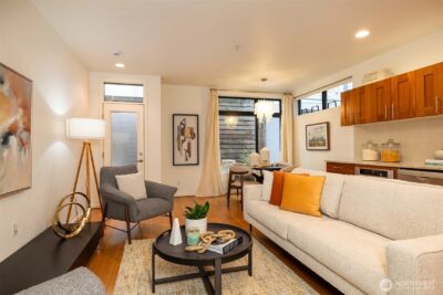 1810 11th Avenue #A, Seattle, WA 98122 - Photo 3