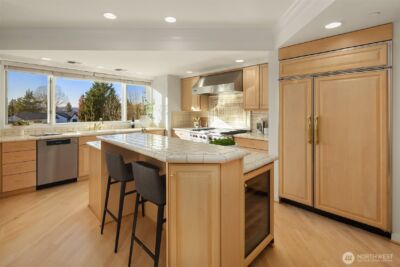 7 10th Avenue , Kirkland, WA 98033 - Photo 11