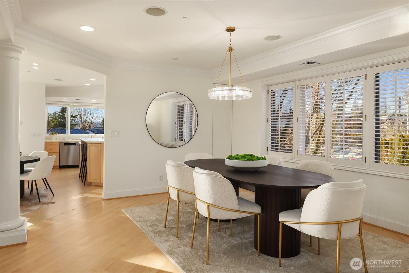 7 10th Avenue , Kirkland, WA 98033