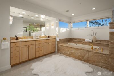 7 10th Avenue , Kirkland, WA 98033 - Photo 26