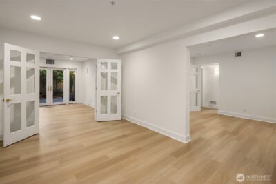 7 10th Avenue , Kirkland, WA 98033 - Photo 36