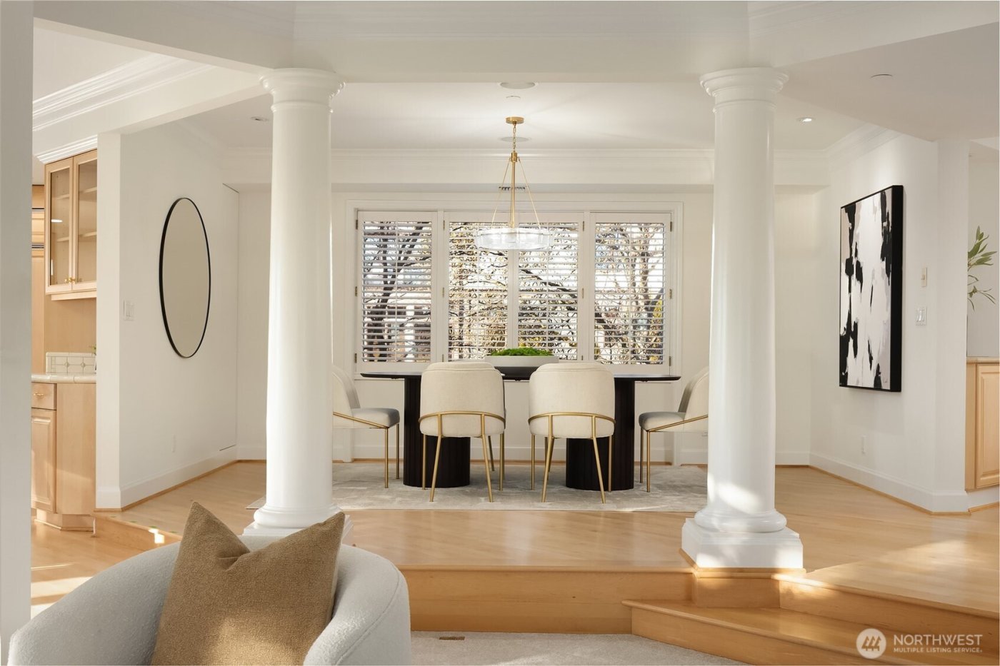 7 10th Avenue , Kirkland, WA 98033