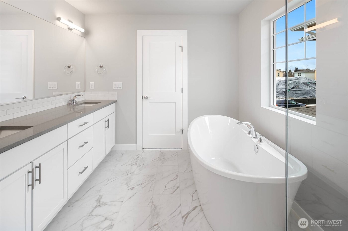 544 SW 97th Street #5, Seattle, WA 98106