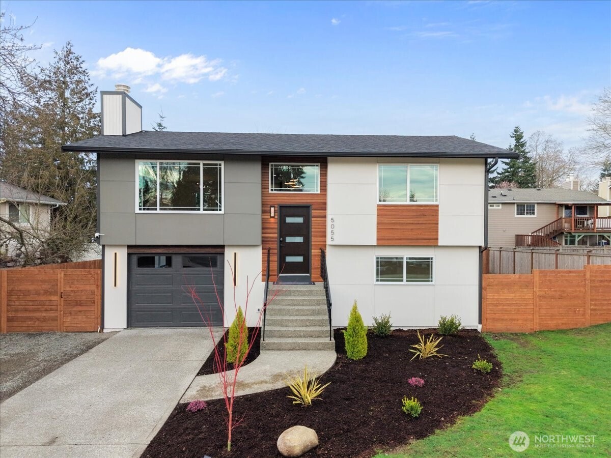 5055 33rd Court NE, Tacoma, WA 98422