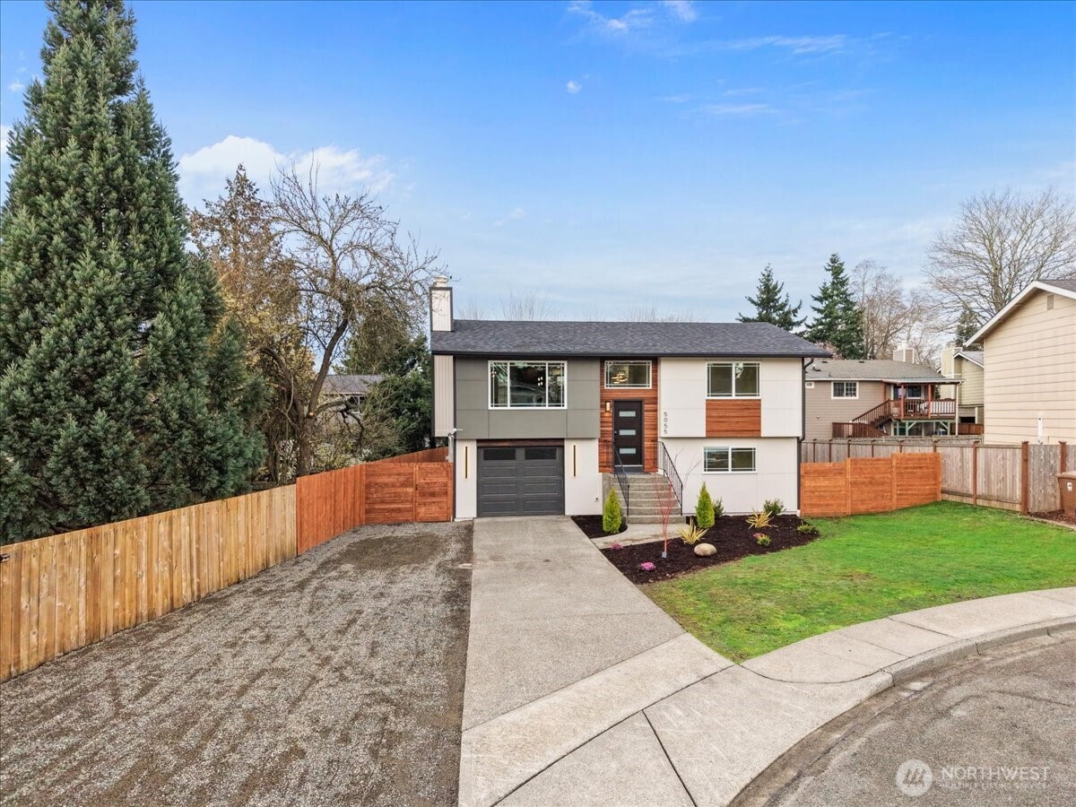 5055 33rd Court NE, Tacoma, WA 98422