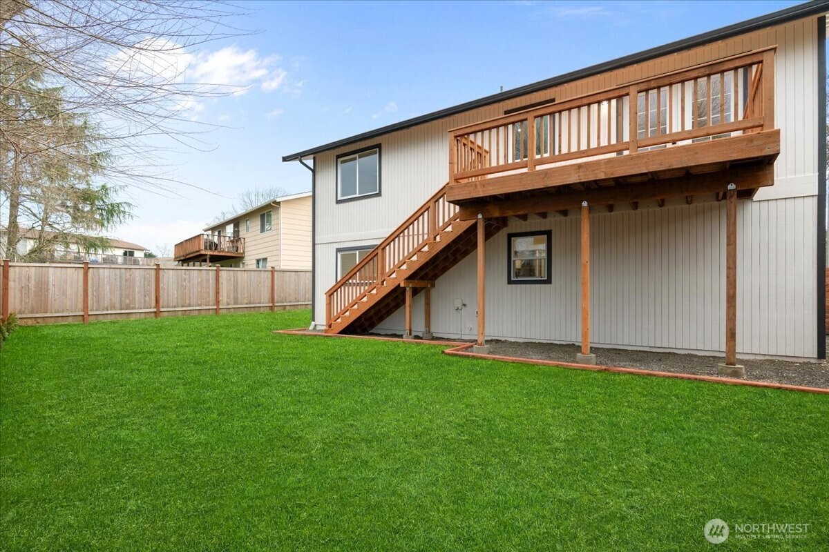 5055 33rd Court NE, Tacoma, WA 98422