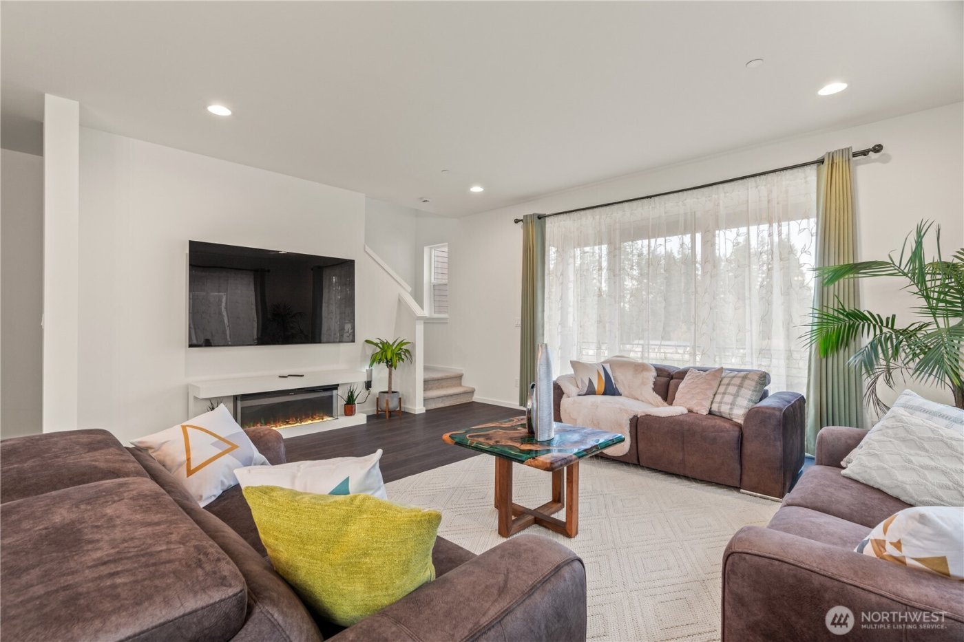 3915 198th Street SE #F4, Bothell, WA 98012