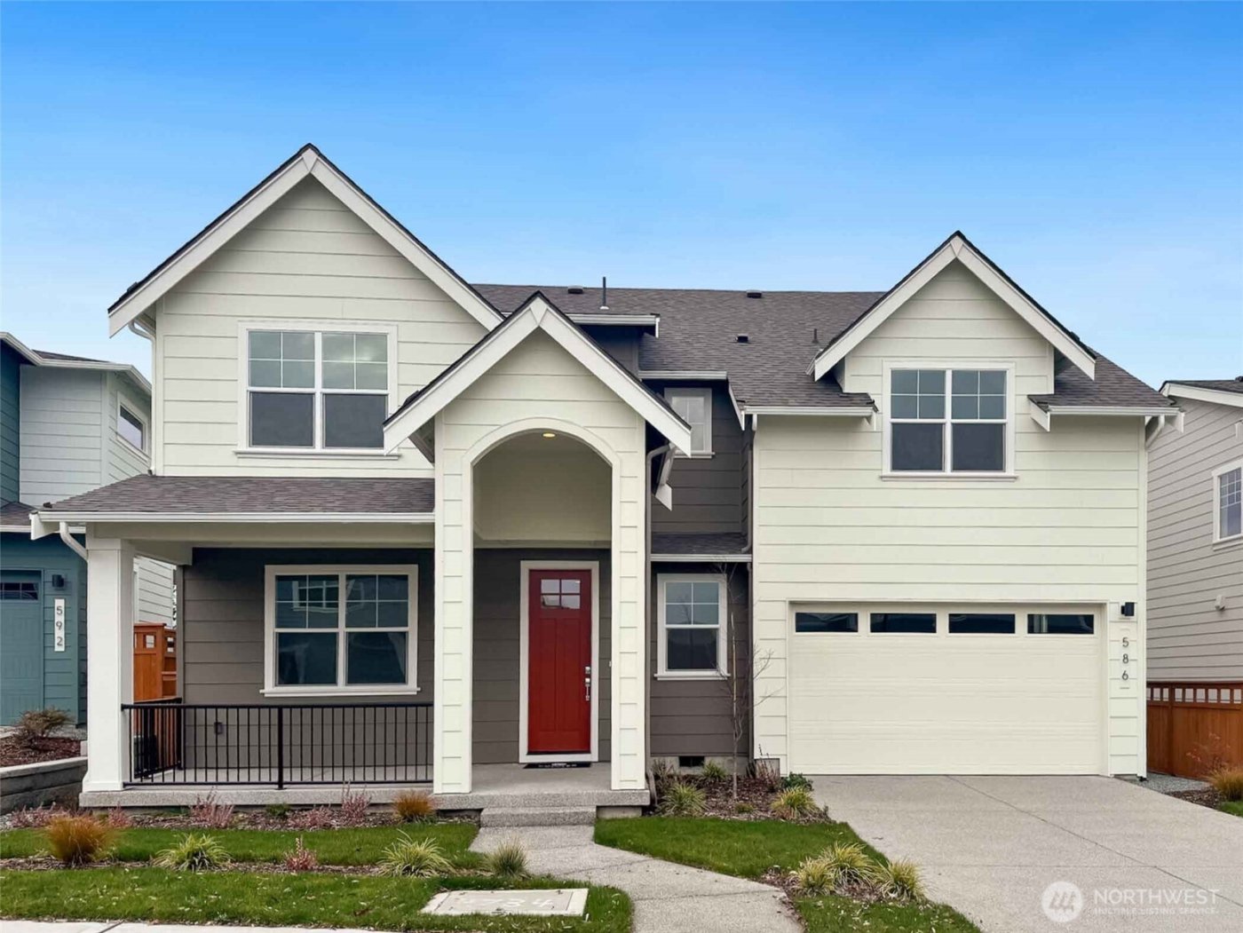 586 SW 97th St #3, Seattle, WA 98106