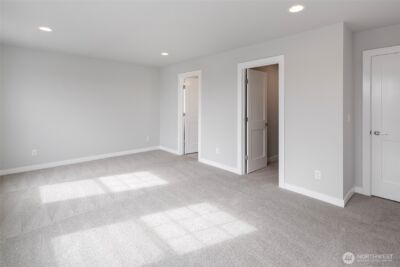 586 SW 97th St #3, Seattle, WA 98106 - Photo 37